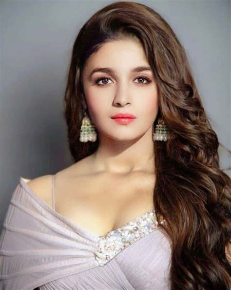 Alia Bhatts Gangubai Kathiawadi To Release On Diwali Instant Bollywood