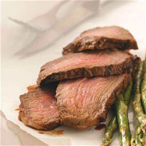 Beef chuck steak w/onions & peppers. Marinated Chuck Steak Recipe | Taste of Home