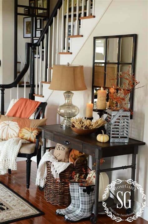 It should be noted that if you use the space at night (which is the most logical) is accompanied by. 23 Amazing Ways To Style Your Console Table With Fall Decor