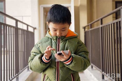 培养自觉自律的孩子，试试ipro学生手机p100原创新浪众测