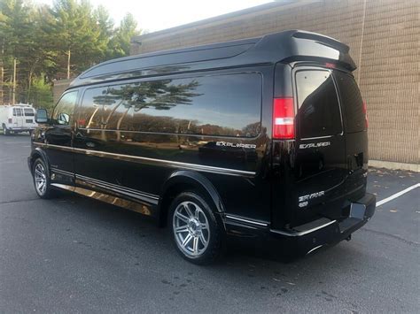 Gmc Savana Explorer Hi Top Conversion Van 9 Passenger