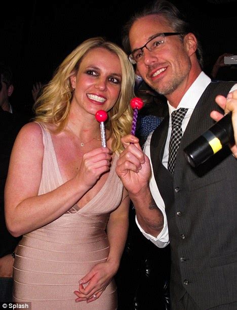 Britney Spears Engaged To Jason Trawick Kevin Federline Gives His Blessing Daily Mail Online