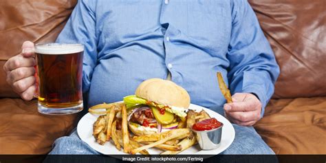 Eat Home Cooked Food Skip Tv During Meals To Avoid Obesity Study Health