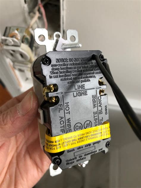 Upgrading To Gfci With 3 Wire Cable Combination Switch