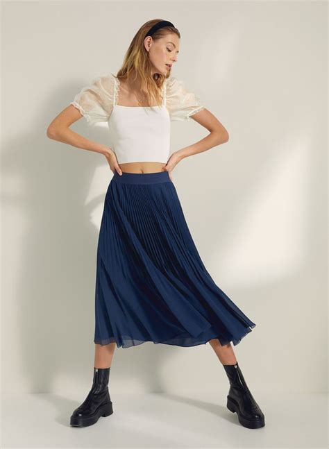 Twirl Skirt In 2021 Twirl Skirt Skirt Fashion Skirts