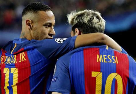 ljoˈnel anˈdɾez ˈmesi ( слушать); Neymar and Lionel Messi are threatened by ISIS ahead of ...