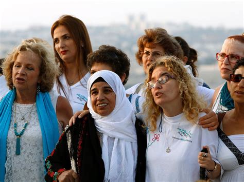 Thousands Of Palestinian And Israeli Women Join To March Through Desert