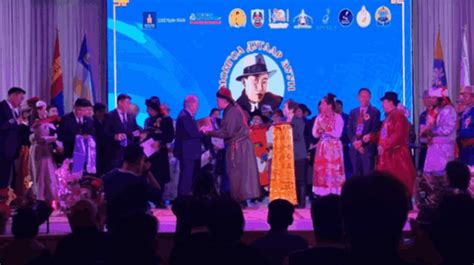 Поэты Бурятии приняли участие в Международном фестивале Монгол дугаар
