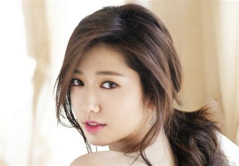 i m a big fan of park shin hye she s beautiful and talented park shin hye korean actresses