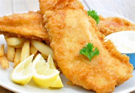 Fish and chips är även en vanlig maträtt att servera på pubar och andra restauranger. Fish and chips | Multifry Recipes | Delonghi Australia