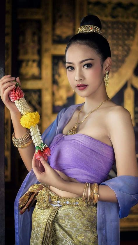Thai Traditional Dress Traditional Fashion Traditional Outfits Most Beautiful Women