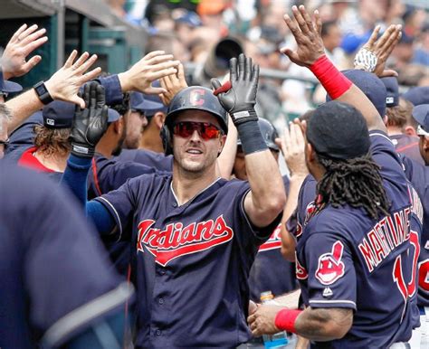 Red Hot Indians Pound Tigers Verlander En Route To Ninth Straight Win