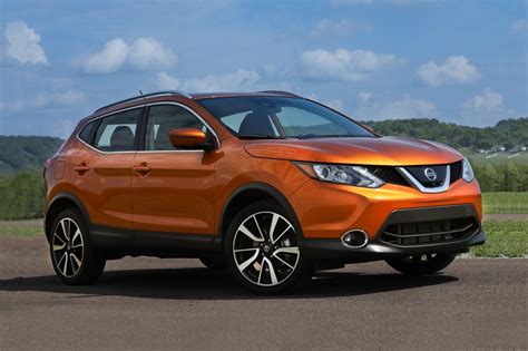 2017 Nissan Rogue Sport Suv Pricing For Sale Edmunds
