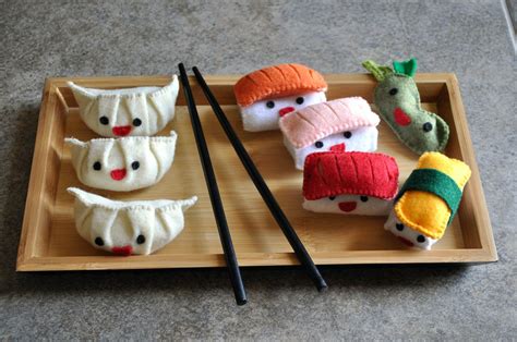 Sushi Plushies Etsy Felt Crafts Cute Crafts Felt Toys