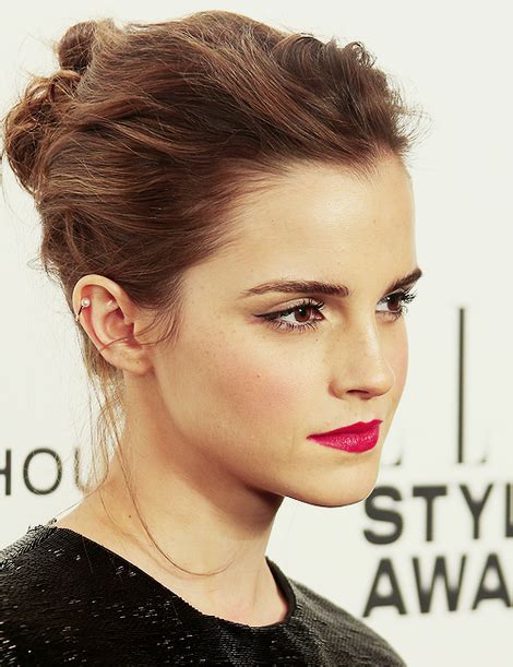 Emma Watson Sophie Bille Brahe Petit Perle Ear Cuff Elle Style