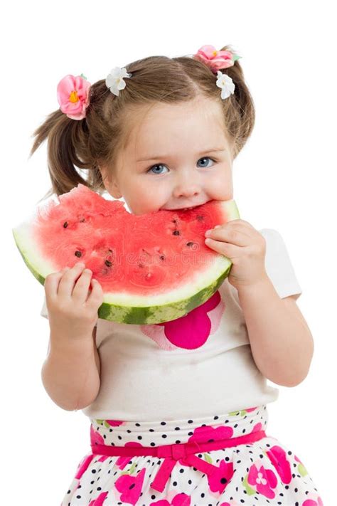 吃西瓜的孩子 库存照片 图片 包括有 点心 头发 快乐 孩子 绿色 饥饿 童年 幸福 白种人 33512404