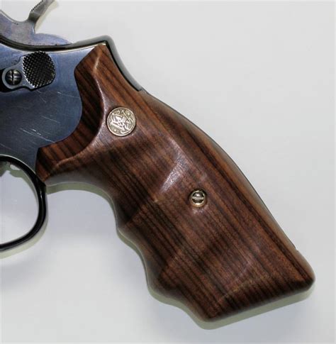 Smith Wesson K L Frame Smooth Walnut Combat Grips Square Butt