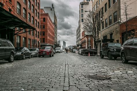 Tribeca New York A Neighborhood That Looks Out Of Place Found The World