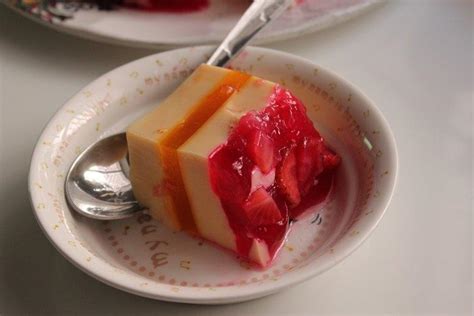 Milk And Strawberry Jelly Pudding Recipe Yummy Tummy Aarthi