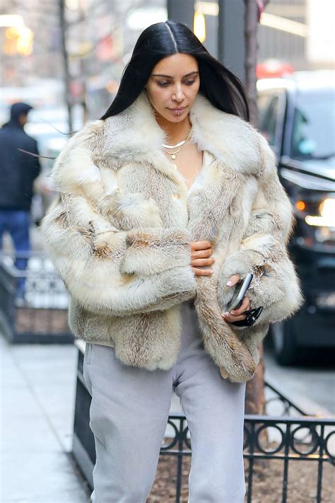 Kim Kardashian In Fur Coat Out For Lunch 03 Gotceleb