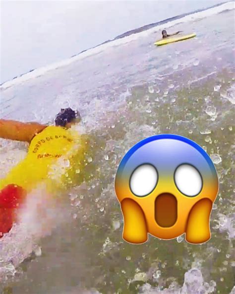 Lifeguards React Quickly To Saving Drowning Girl These Lifeguards Have The Quickest Reflexes