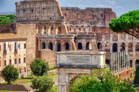 Il Colosseo Il Monumento Più Visitato Ditalia Itinerari Low Cost