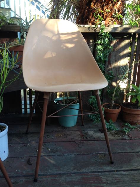 This curated article will help you find what you need. Mid-Century Molded Plastic Chairs | Collectors Weekly