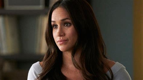 Meghan Markle First Look At Her Character Rachel In Suits Season 7