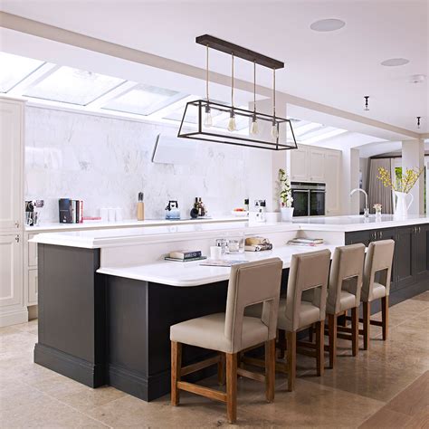 A large kitchen island can be of the same material and colour as the rest of your kitchen furniture and equipment. Kitchen island ideas - Kitchen with island - Kitchen ...