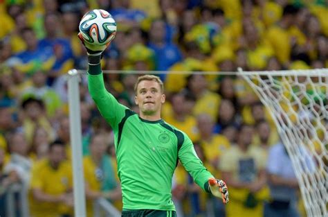 Check out his latest detailed stats including goals, assists, strengths & weaknesses and. Wie Xavi und Iniesta zusammen | Dfb, Deutschland brasilien ...