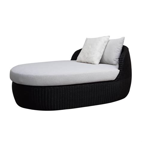 Aussies are naturally beautiful dogs with an incredible work ethic to match their unrivaled intelligence. Belle Outdoor Living Tresse Wicker Daybed | Two Design Lovers