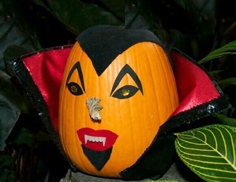 Halloween Decorated Pumpkin Painted Dracula Pumpkin Pumpkin