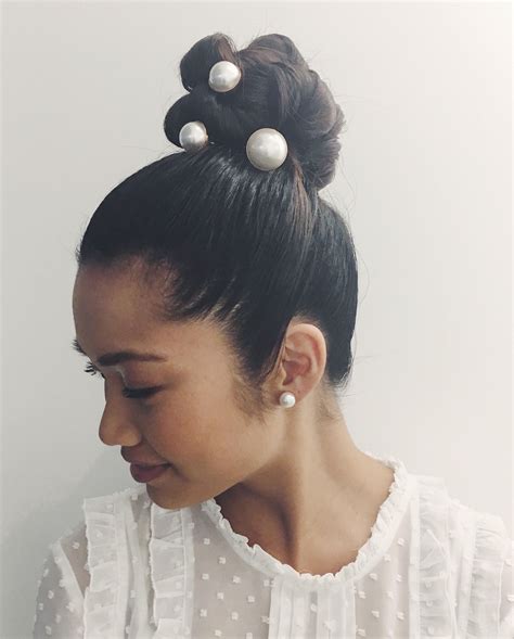 The Bun Pin Is The New Must Have In Hairstyling Simply Pull Up In A