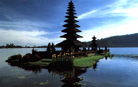 NATURE WALLPAPER - BALI TOURISM ( INDONESIA )