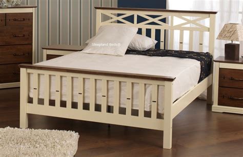 Amore Oak And Buttermilk Wooden Bed Frame By Sweet Dreams 5ft Kingsize