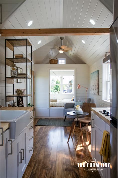 Jun 09, 2021 · verve park model tiny house by tru form tiny; TINY HOUSE TOWN: The Payette V3 From Truform Tiny Homes