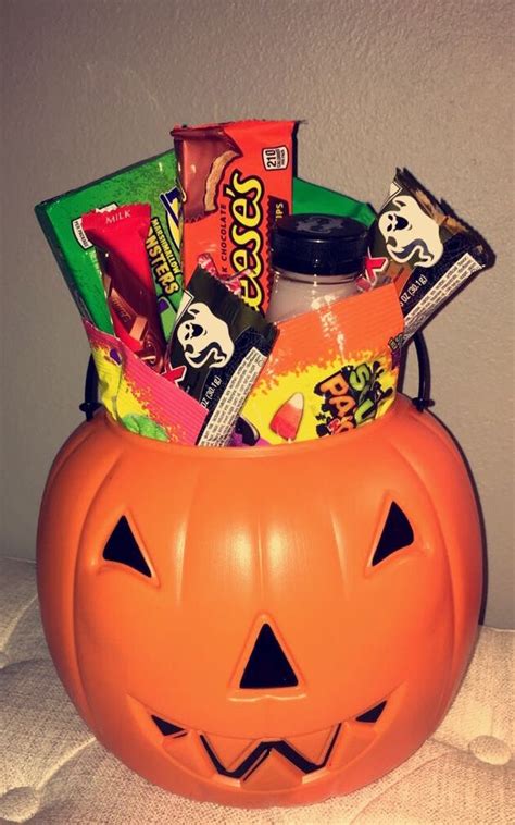Spooky Basket For Halloween 🧡🎃 Halloween Baskets Halloween T