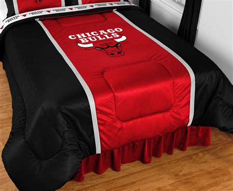 Pin On Chicago Bulls Merchandise Bedding Decor And Ts