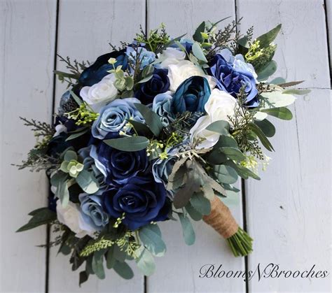 Elegant Navy Blue And Gold Wedding Theme Elegant Wedding Ideas