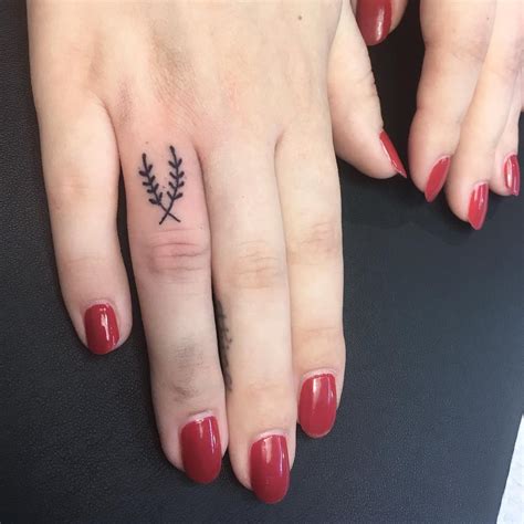 Learn 98 About Hand Simple Tattoos For Girls Unmissable