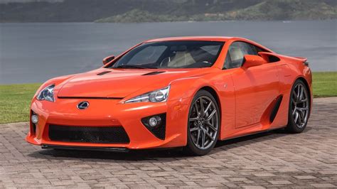 We Ride In The Lexus Lfa 5 Things We Learned From The V 10 Supercar