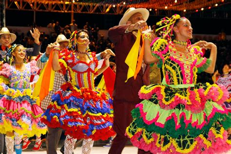 Festa Junina Dança Tipica
