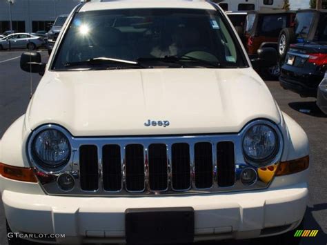 2007 Stone White Jeep Liberty Limited 4x4 #69213670 Photo ...