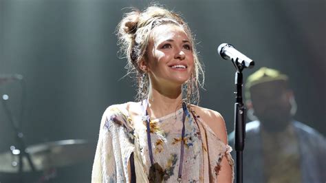 Lauren Daigles ‘you Say Sets Billboard Record With 100 W News