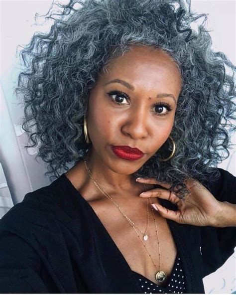 Then there's also natural hair dyes to tint your grey hair. Women With Natural Gray Hair Are In Trend Again! (50 pics ...