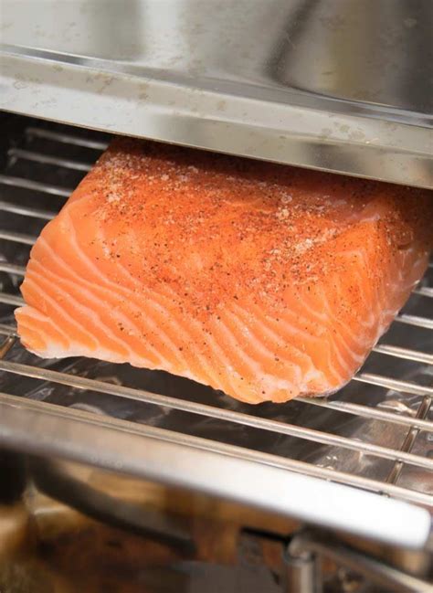 9 ways to eat lox that don't require a bagel · 1. Hot Smoked Salmon | Recipe | Cooking roast beef, Smoked ...