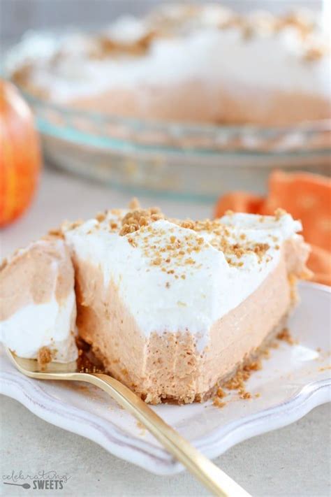 In my family, we ate sweet potato pie. CREAM CHEESE PUMPKIN PIE - Pumpkin pie and cheesecake ...