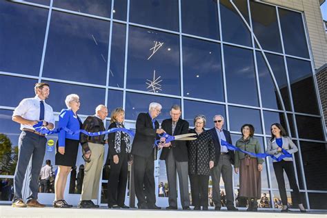 Gallery Dwus School Of Business Innovation And Leadership Dedication