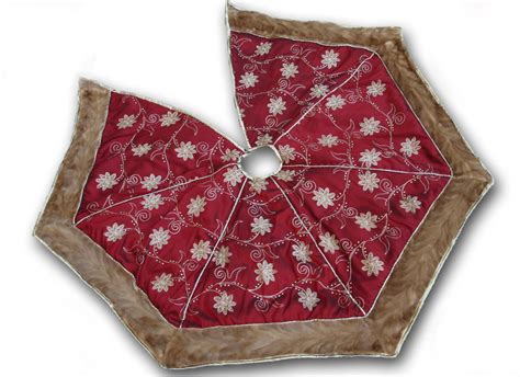Happily Offered Tapestry Embroidered Christmas Tree Skirt