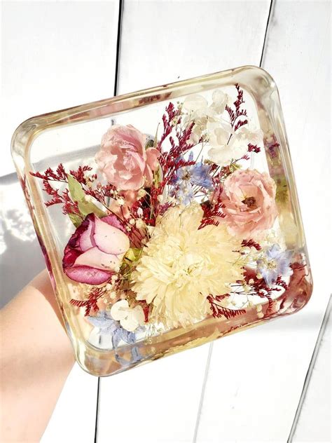 Dec 18, 2020 · considering the average wedding preservation kit costs $250 to $750, it's a significant expense. Preserving Wedding Flowers in Extra Large Resin like glass ...